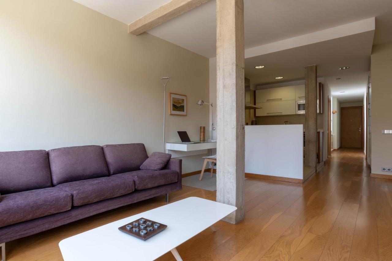 לוגרוניו Las Columnas, Centro, Garaje. מראה חיצוני תמונה